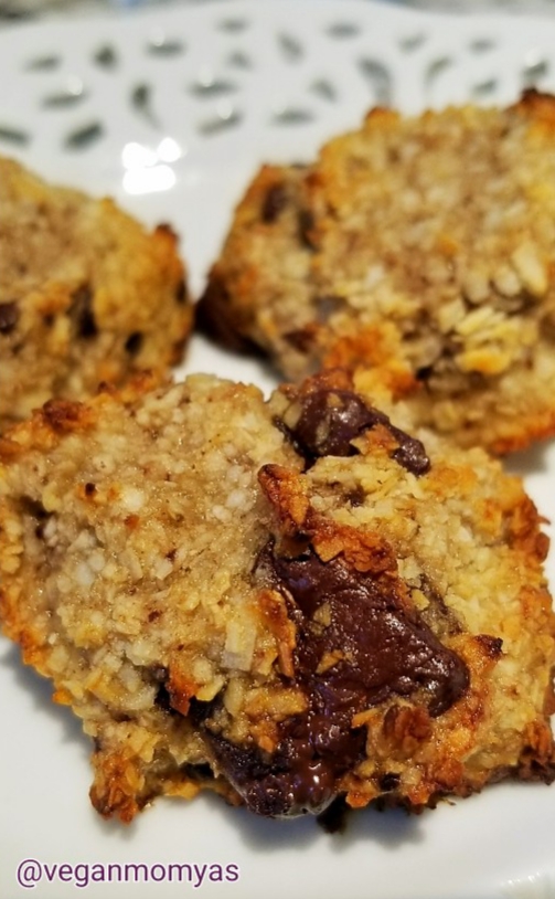 *2 Ingredient Banana Coconut Cookies