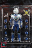 SH Figuarts Ultraman Fuma Box 05