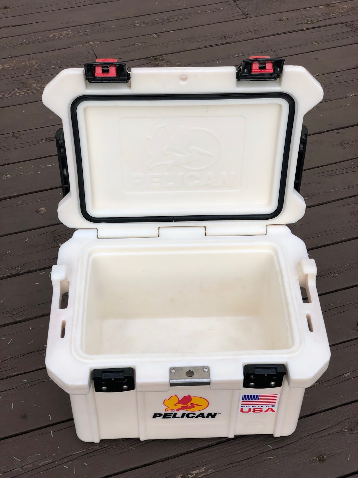 igloo maxcold vs yeti