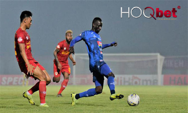 Hasil Pertandingan Kalteng Putra vs Arema FC : Skor 4-2 http://www.liputanskor.com/