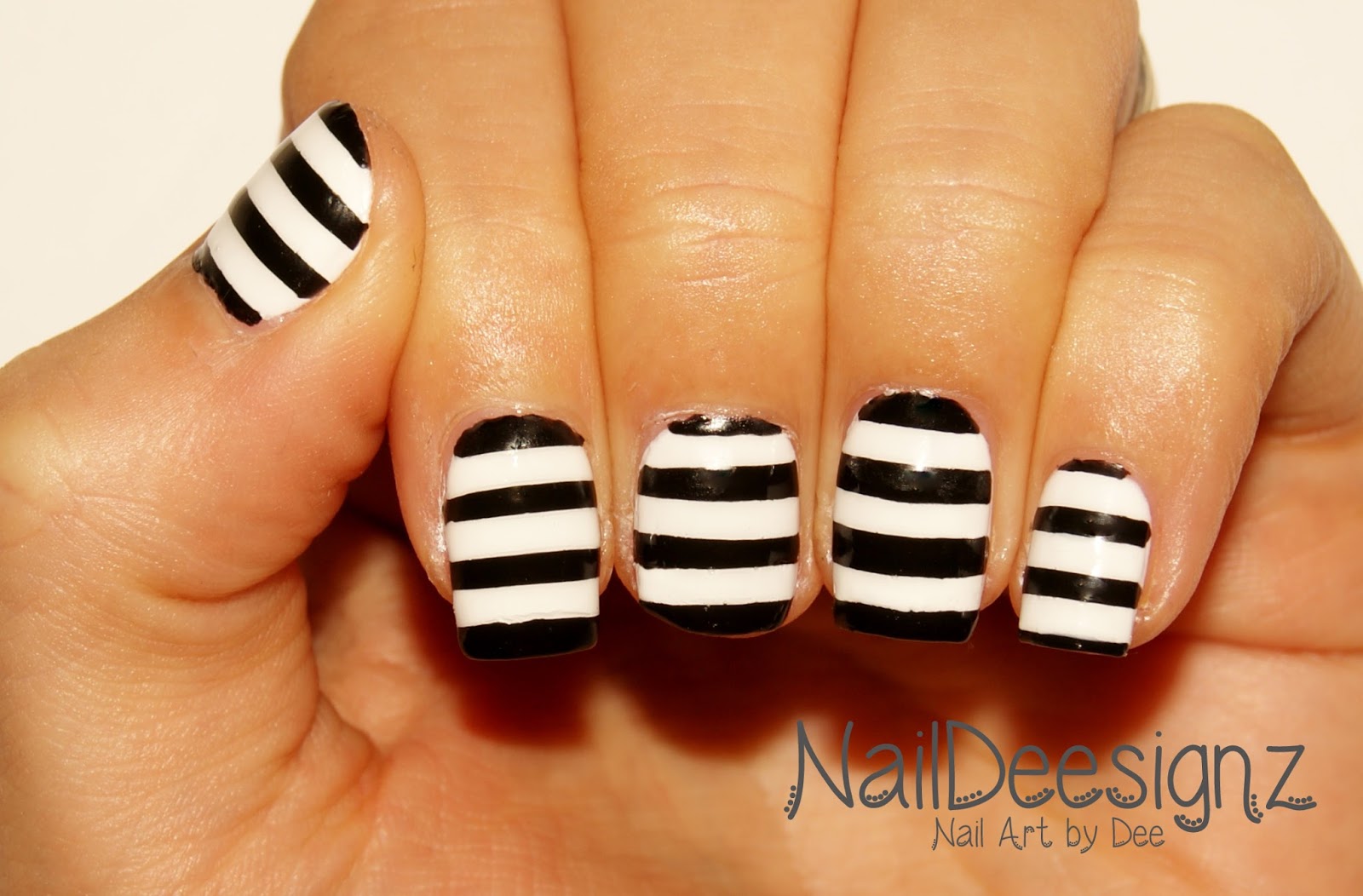 NailDeesignz Black & White Striped Nail Art