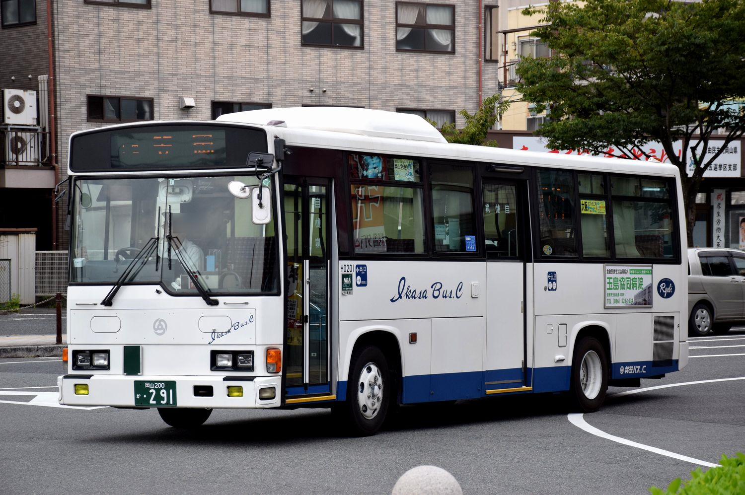 井笠バスカンパニー 低床車
