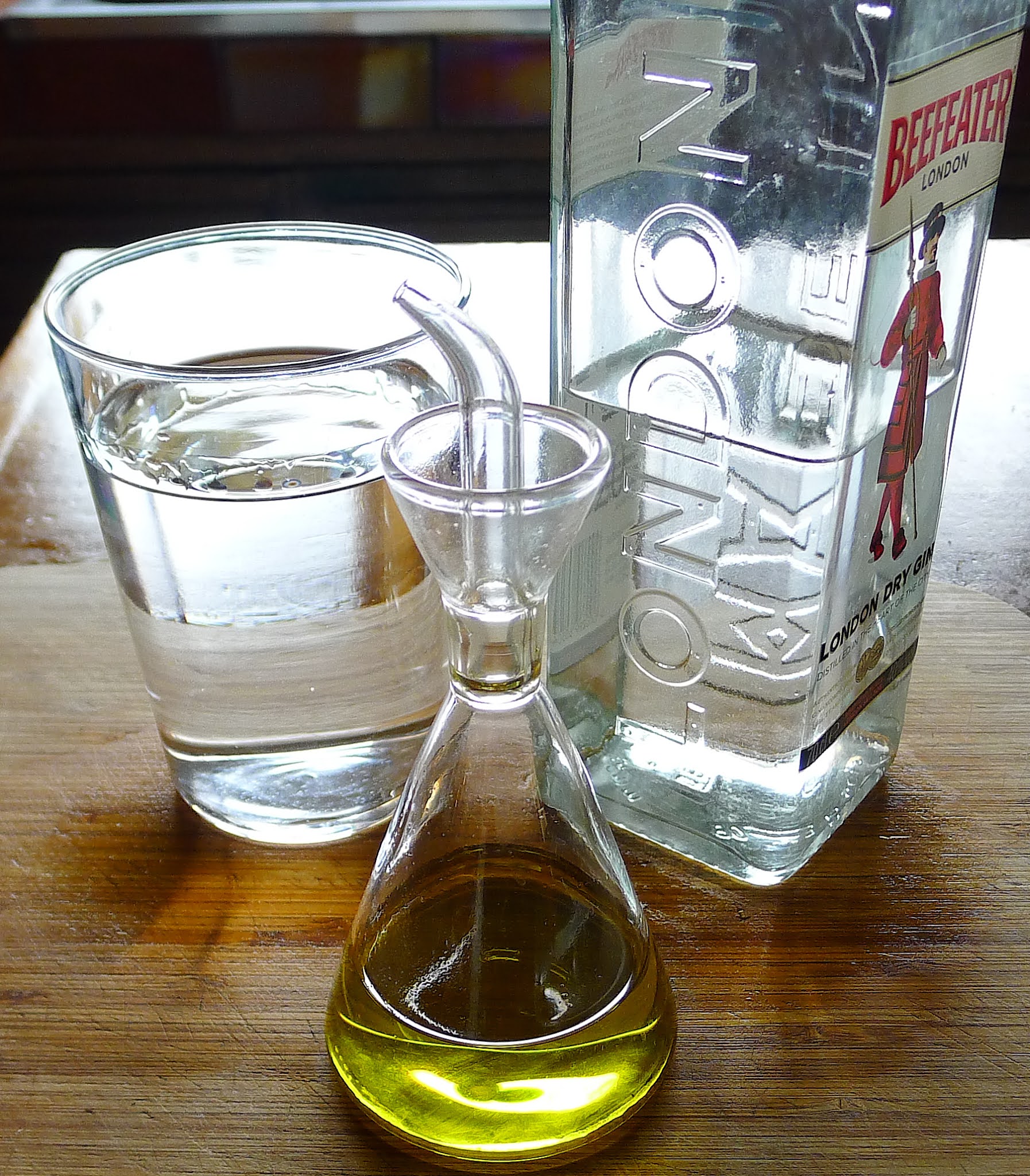 MY KITCHEN IN SPAIN GIN TONIC, THE SPANISH WAY