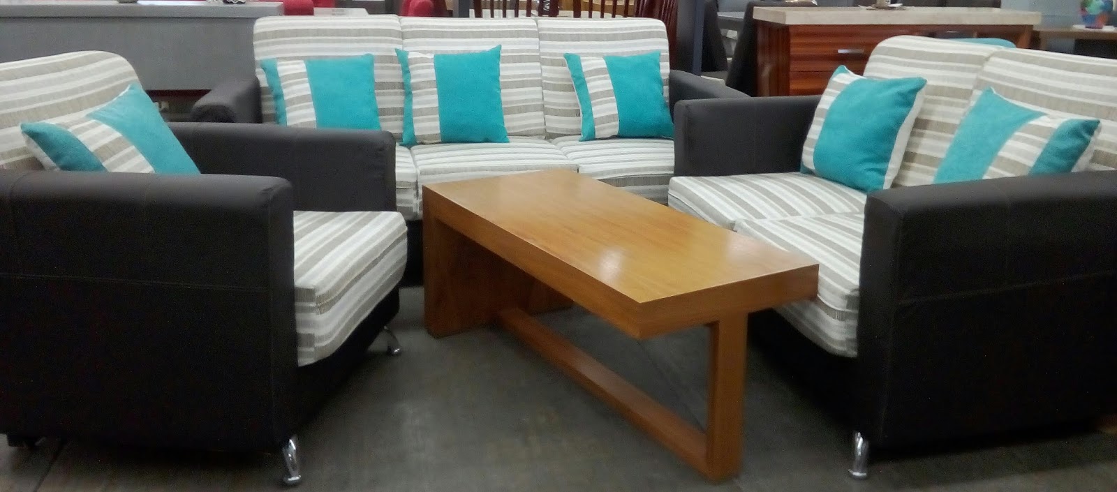 SALAS 321 TELA Y VINIPIEL