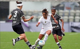 Da proibição à obrigação, o futebol feminino desafia os clubes brasileiros  em 2019 | Esportes | EL PAÍS Brasil