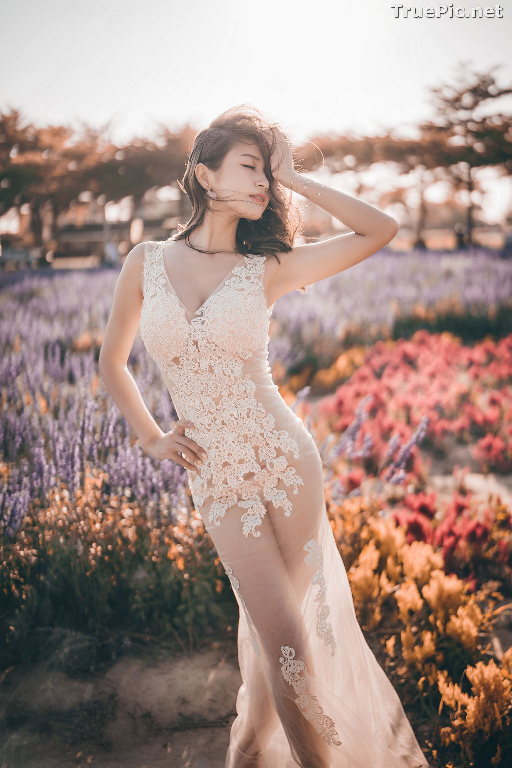 Image Taiwanese Model - 珈伊Femi - Sexy Beautiful Girl at Hollyhock Garden - TruePic.net - Picture-12