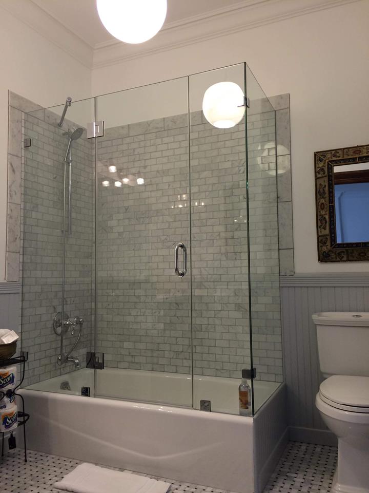 SHOWER DOORS SHOWER DOORS