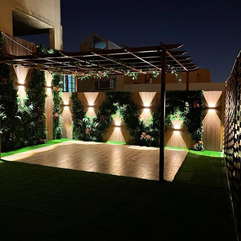 تصميم جلسات حدائق خارجية بالرياض تركيب عشب جداري في الرياض