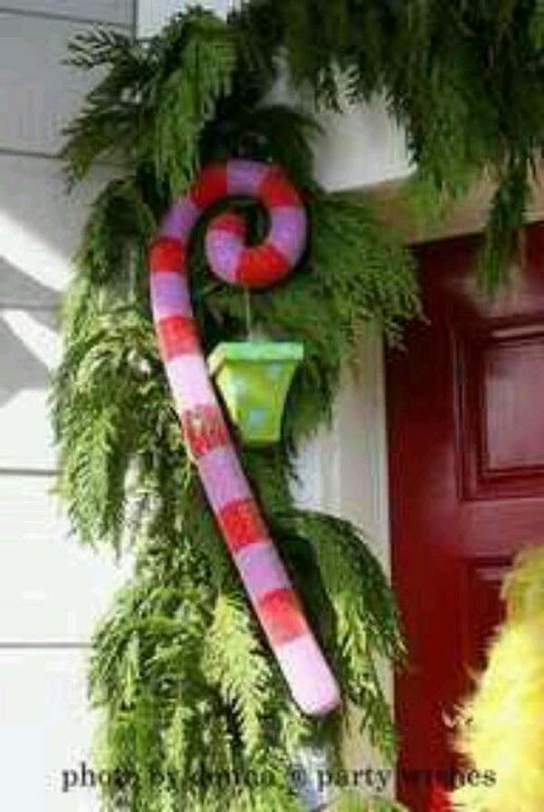 10 exciting christmas decorations created from pool noodles 10 Exciting Christmas Decorations Created From Pool Noodles | Do it yourself ideas and projects