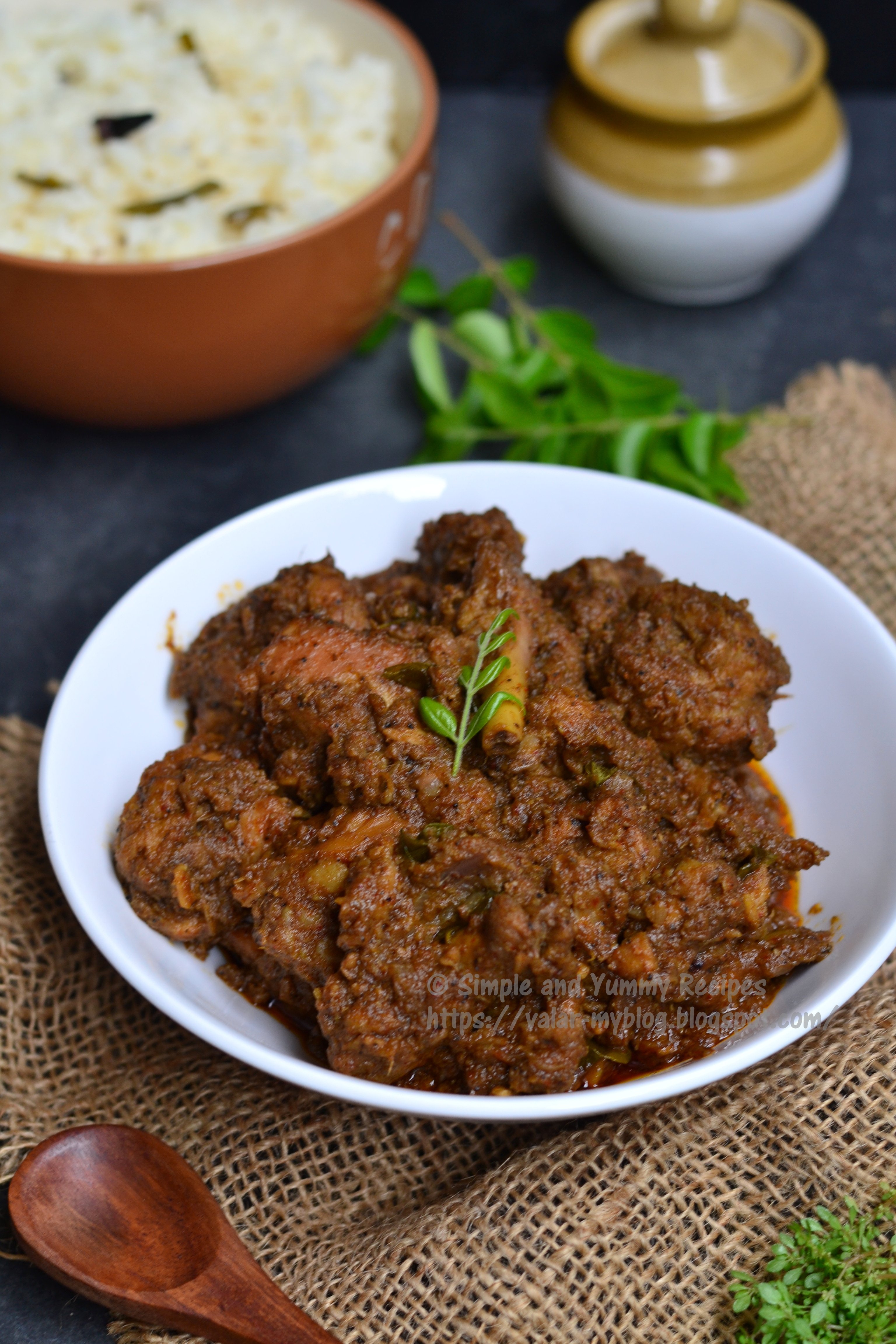 Simple and Yummy Recipes Spicy South Indian Chicken Curry Yummy