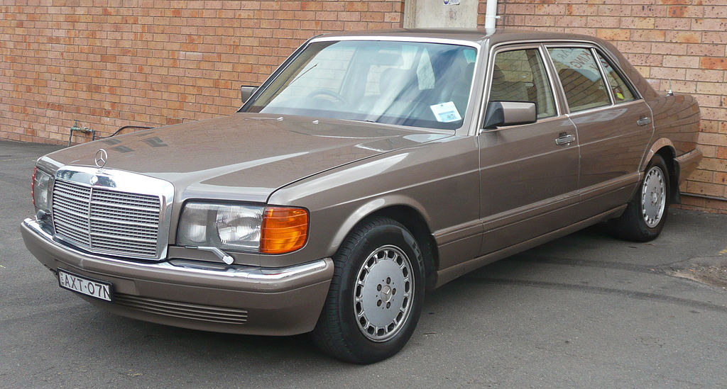 Mercedes Benz W126 19871992 Posted by AR U at 256 AM