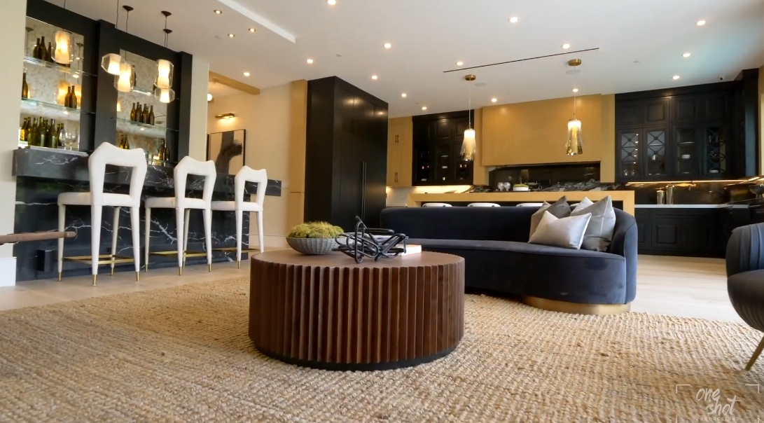 36 Interior Design Photos vs. 8235 W 4th St, Los Angeles Luxury Home Tour
