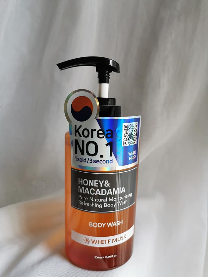 The Beauty Junkie KUNDAL Honey & Macadamia Body Wash