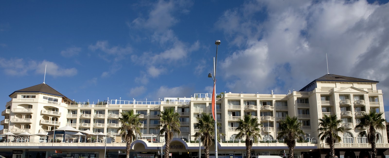 Swiss Grand Resort & Spa, Bondi