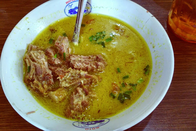 2 hari 1 malam di Cirebon part 1, keraton cirebon, nasi gamblang bu nur, wisata kuliner cirebon