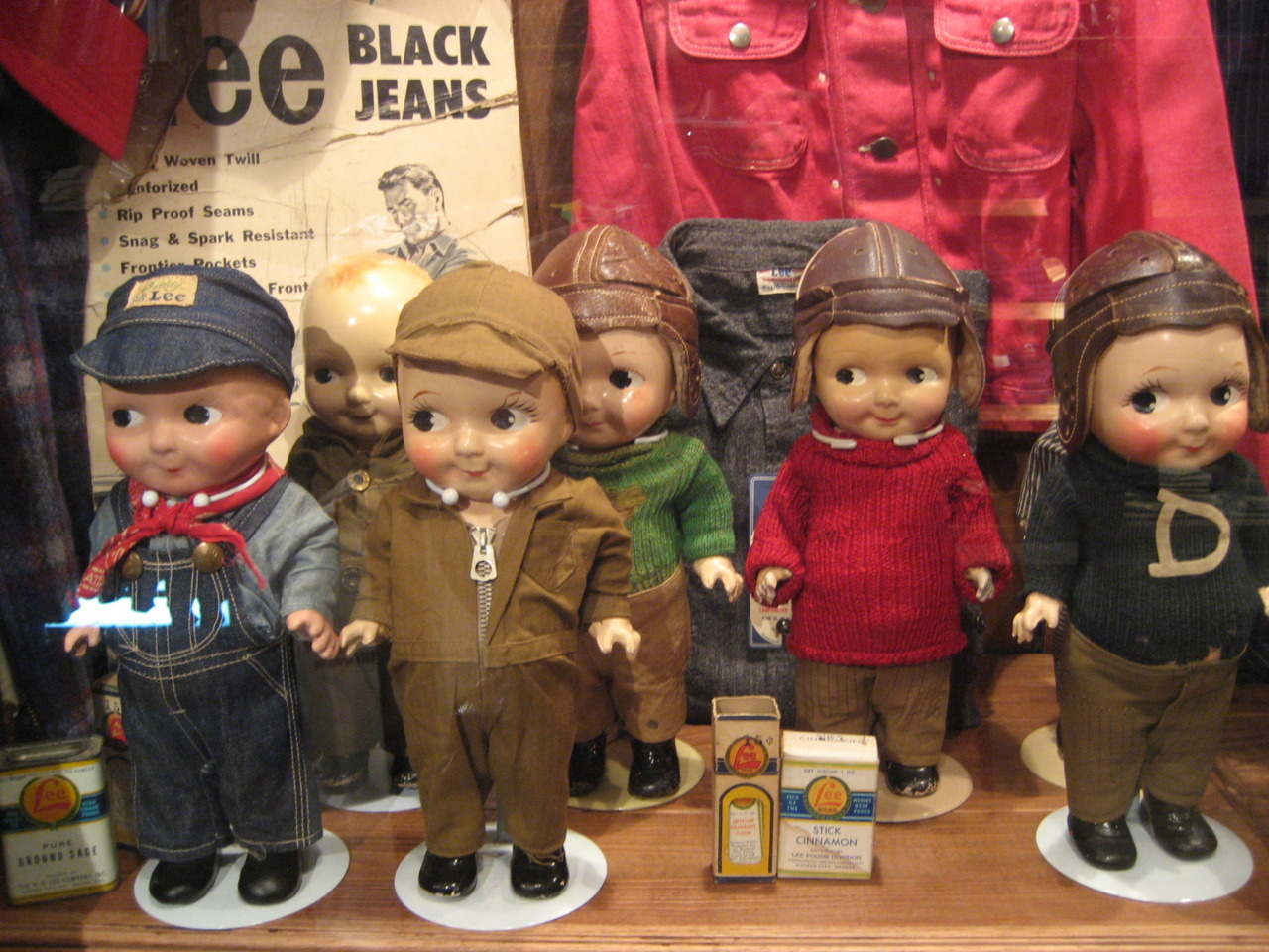 Here comes BUDDY LEE