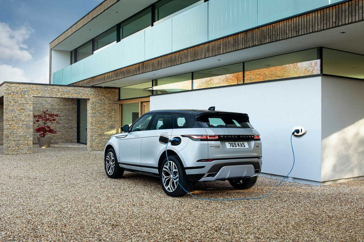 Land Rover ra mắt biến thể PHEV cho Evoque và Discovery Sport