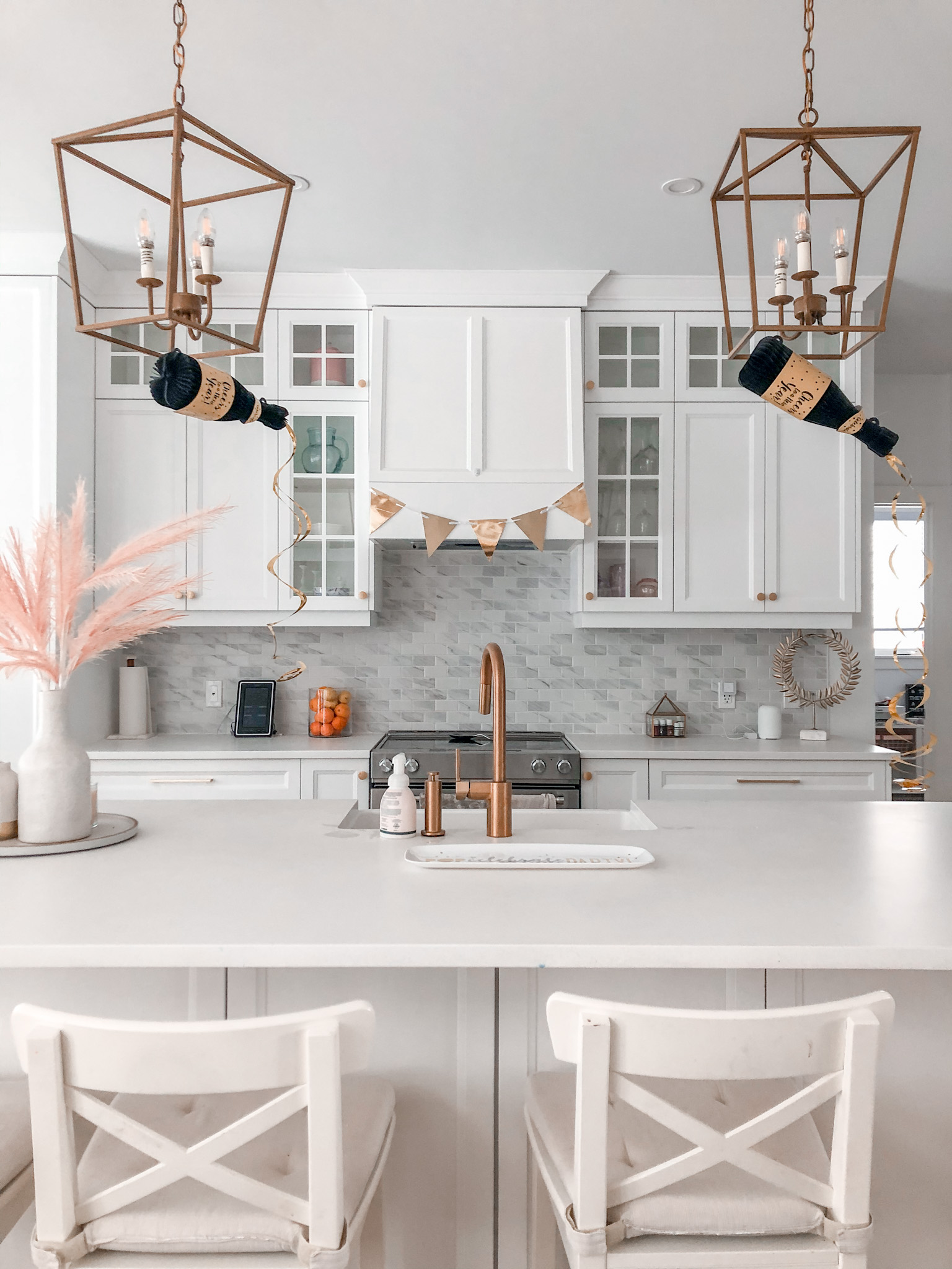 Accessory eve guests colorful kit super decor year icon email twitter partycity A Touch of Glitter