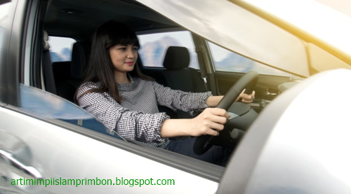 5+ Arti Mimpi Melihat Mobil Jalan Sendiri