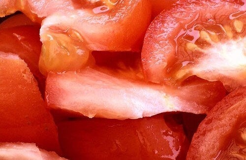 Tác dụng tuyệt vời của Cà chua đối với sức khỏe