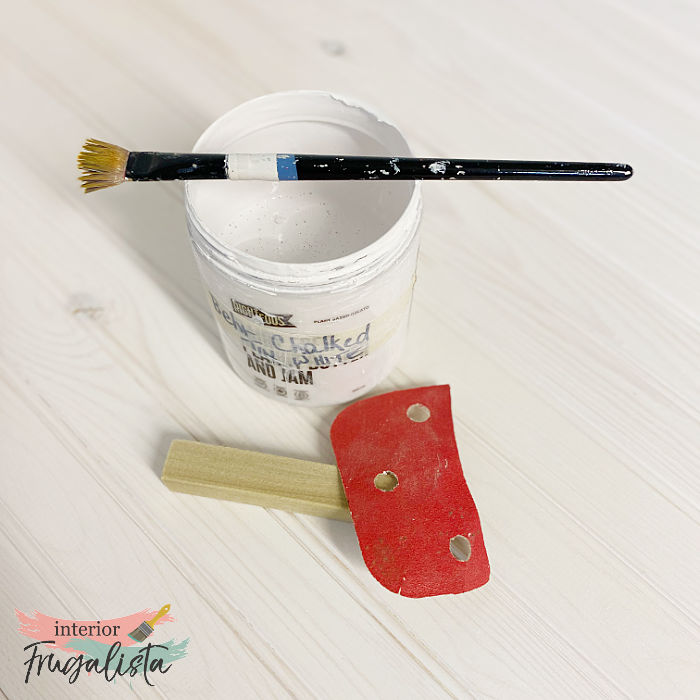 DIY MINIATURE PAINT BRUSHES  How to make PAINT BRUSHES for BARBIE