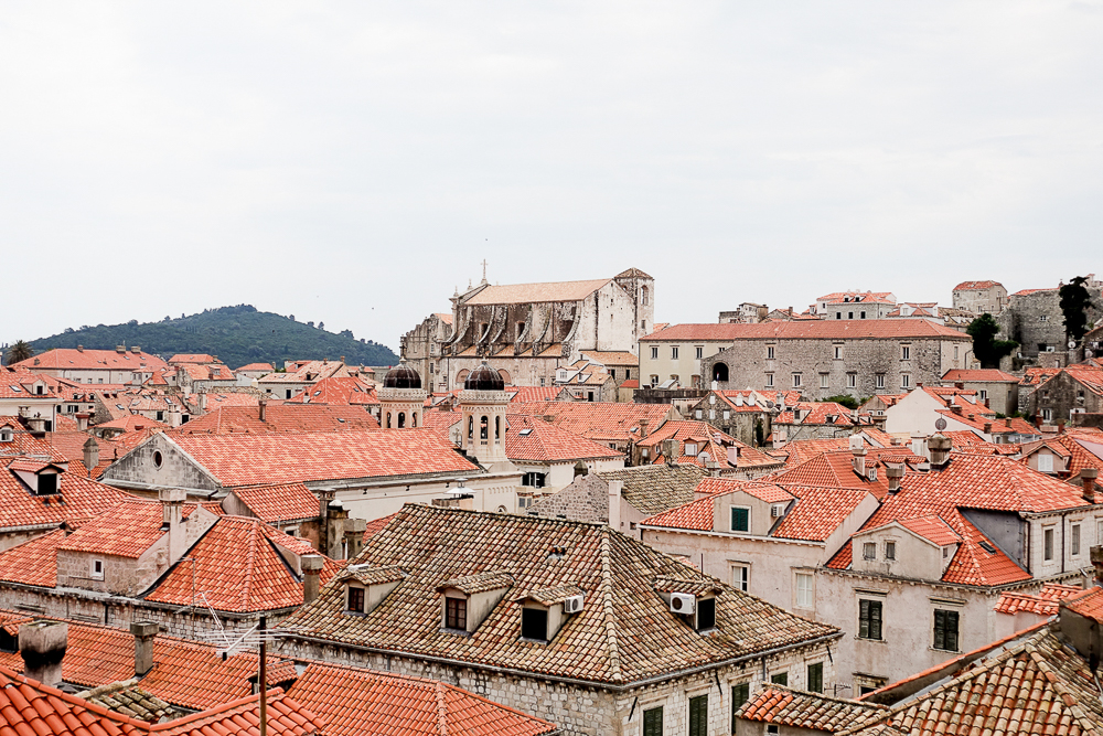 travel-blogger-guide-croatia-dubrovnik-old-town-lifestyle-photography