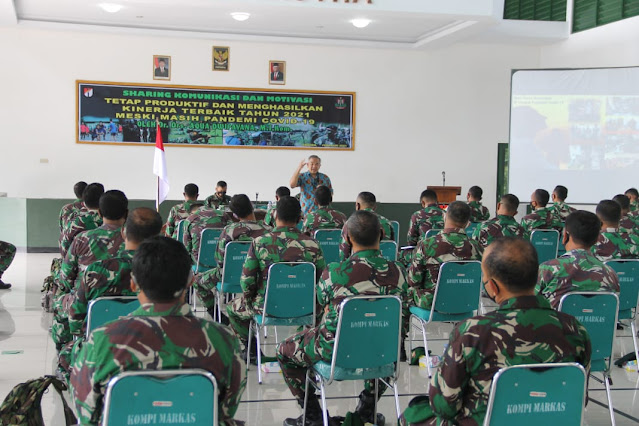 Sharing Komunikasi dan Motivasi Tetap Produktif dan Menghasilkan Kinerja Terbaik Pada Tahun 2021 Meski Masih Pandemi Covid-19 Bersama Dr.Drs.Aqua Dwipayana, M.I.Kom