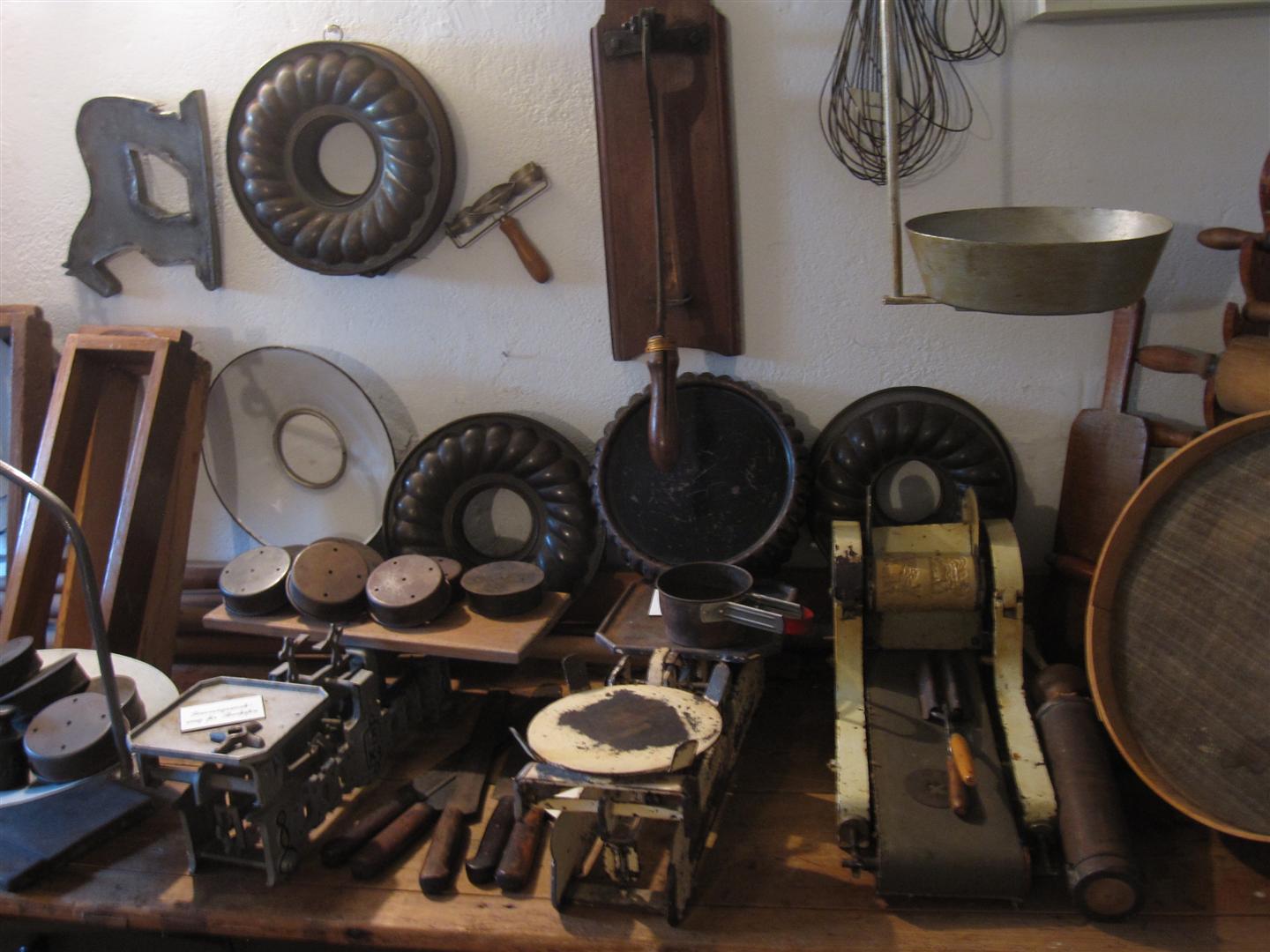 Café und Kuchen: Poppingas Alte Bäckerei. Sielstraße, Greetsiel.