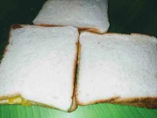 Stuffed bread slices with potato fillings for bread pakora recipe