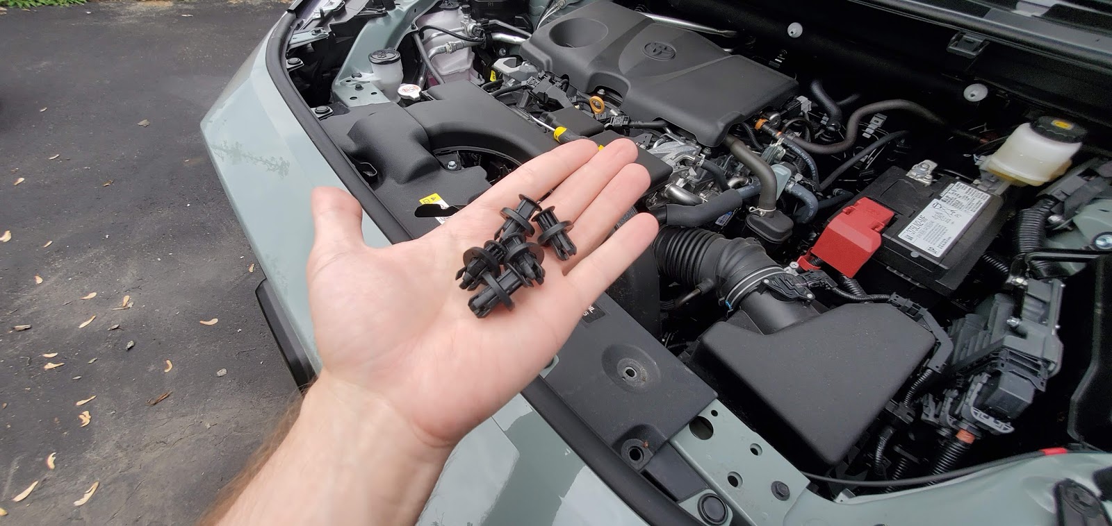 How to Install Hella Horns on the 2019 2020 Toyota Rav4 Toyota Rav4