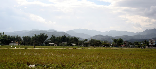 Retour à Diên Biên Phu, les collines des combats IMG_0921