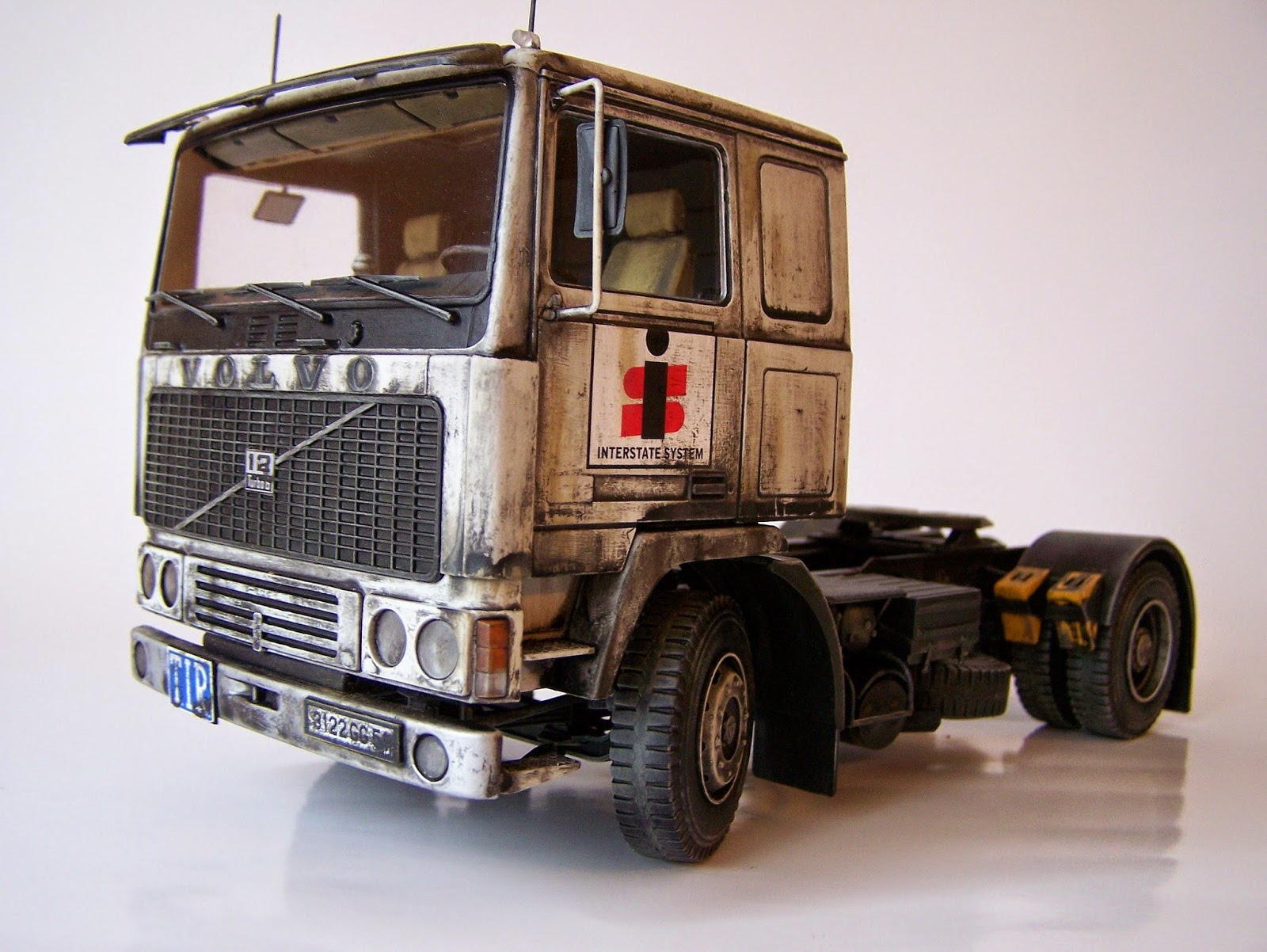Запчасти volvo f12