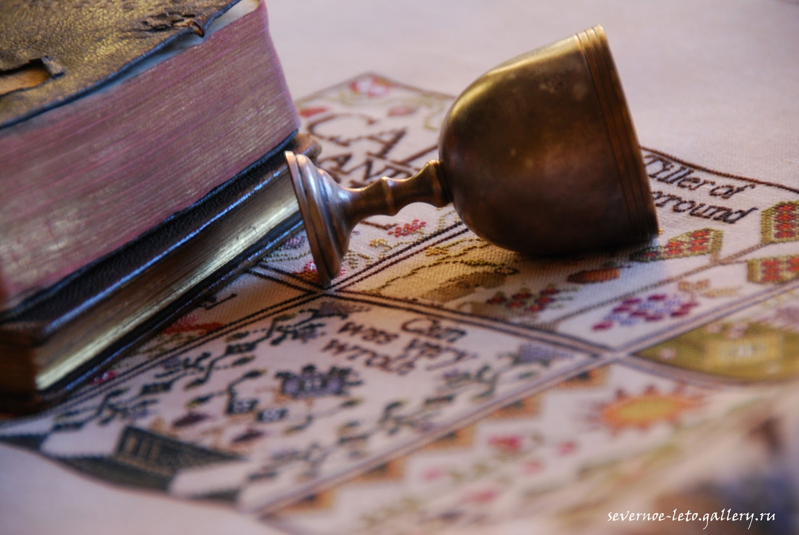 Вышивка с историей Plum Street Samplers Brother's Keeper