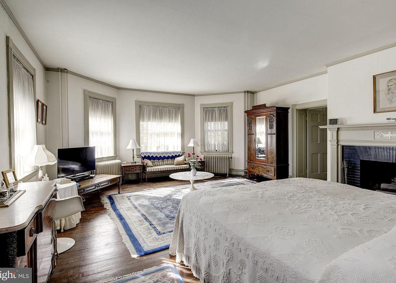 Sweet House Dreams Oakdale, 1838 Brick Greek Revival Mansion in