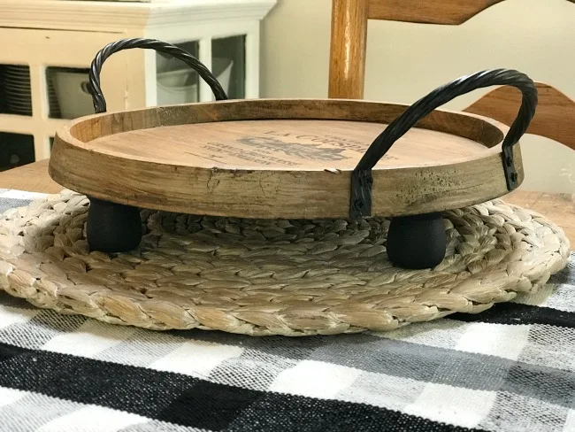 How to add feet to a wooden tray