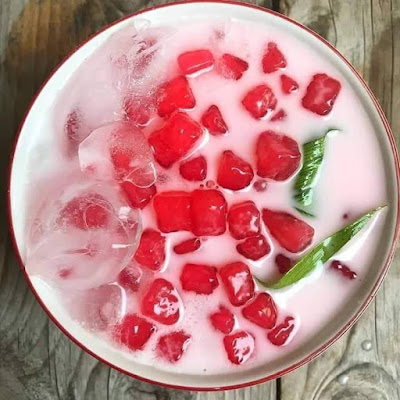 Minuman Segar Es Merah Delima