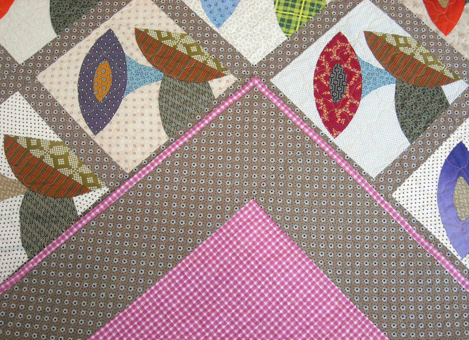 Queen Size Quilt 93.5 x 95 Trumpet Vine Quilt Reproduction 19th