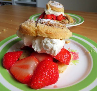 Pecan Swirl Strawberry Shortcakes