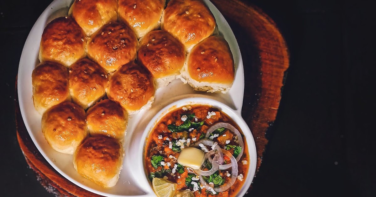 Bombay Pao Bhaji Or A Quick & Delish Way To Get Your Kids To Eat Veggies!