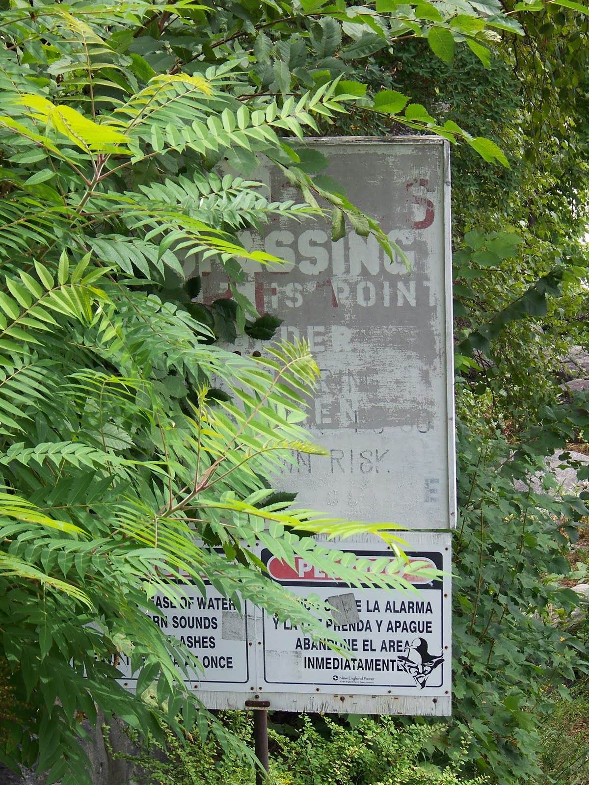  Roaming New England "Salmon Falls" Glacial Potholes Shelburne