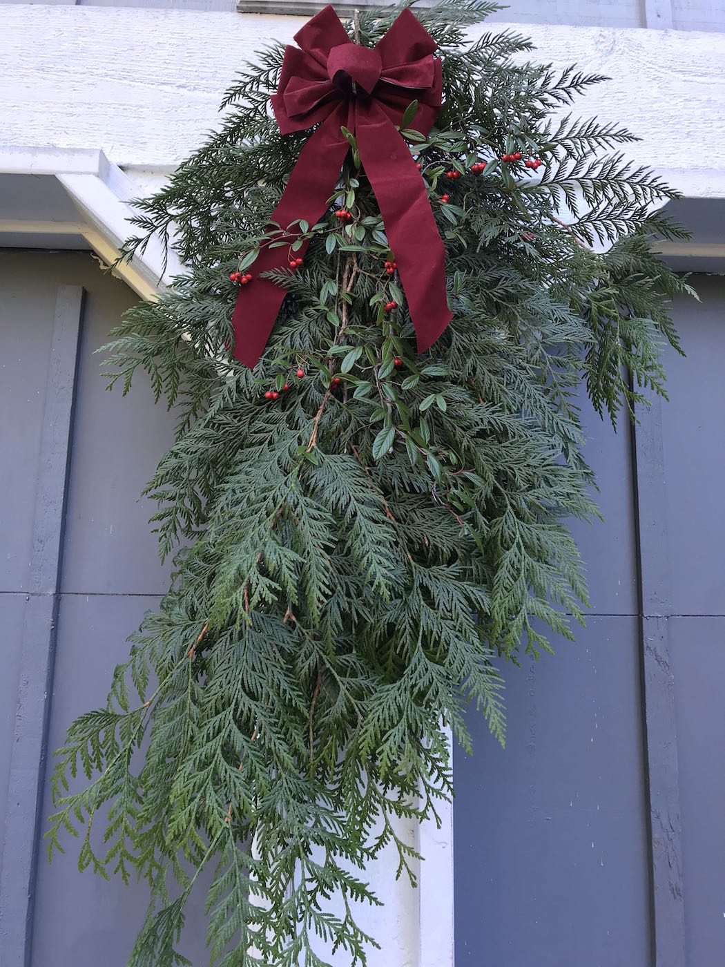 creative savv Making a Holiday Swag with Branches from My Yard
