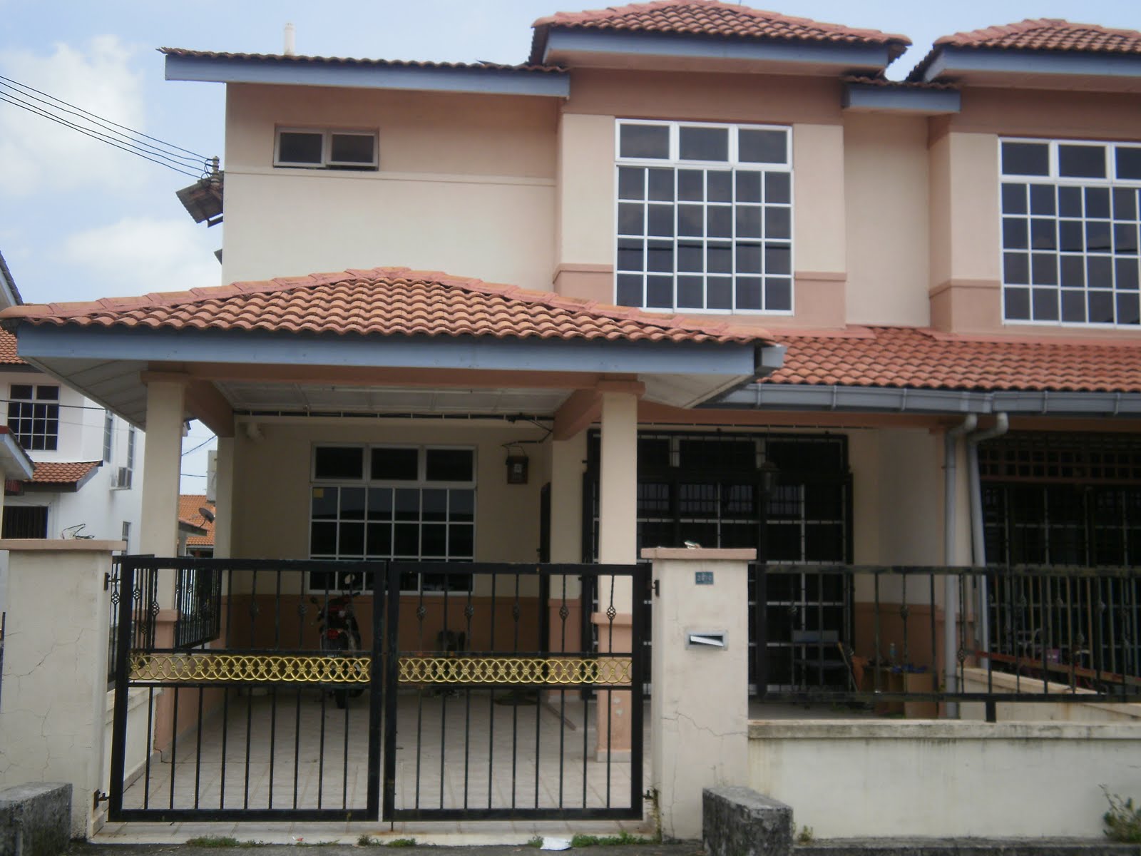 HOUSE IN MALAYSIA Double Storey Terrace House Taman Angkasanuri
