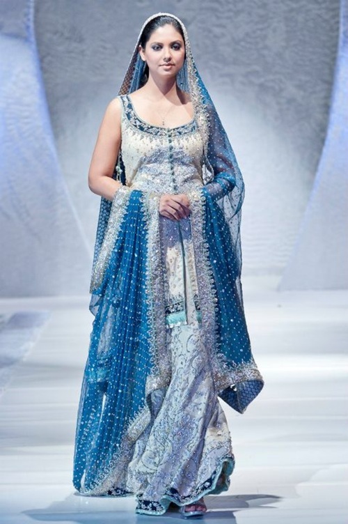 Famous pakistani designers collection Clearance