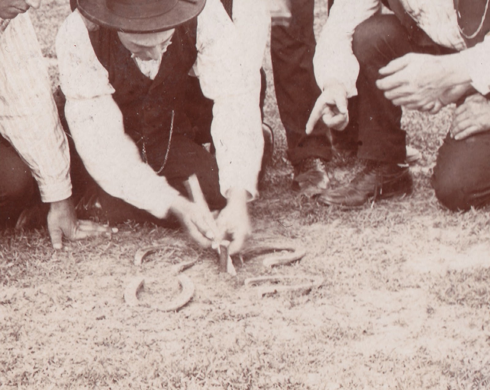 Dull Tool Dim Bulb A Good Game of Horseshoe Pitching Picture