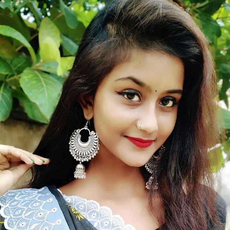 Diya Mukherjee Wiki, Biography, Age, Boyfriend, Facts and More