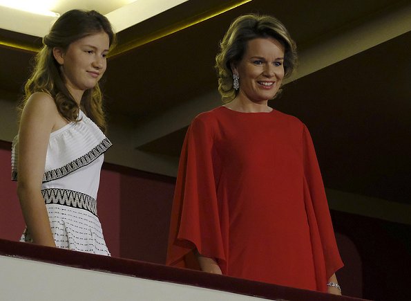 Queen-Mathilde-and-Princess-Elisabeth-2.jpg