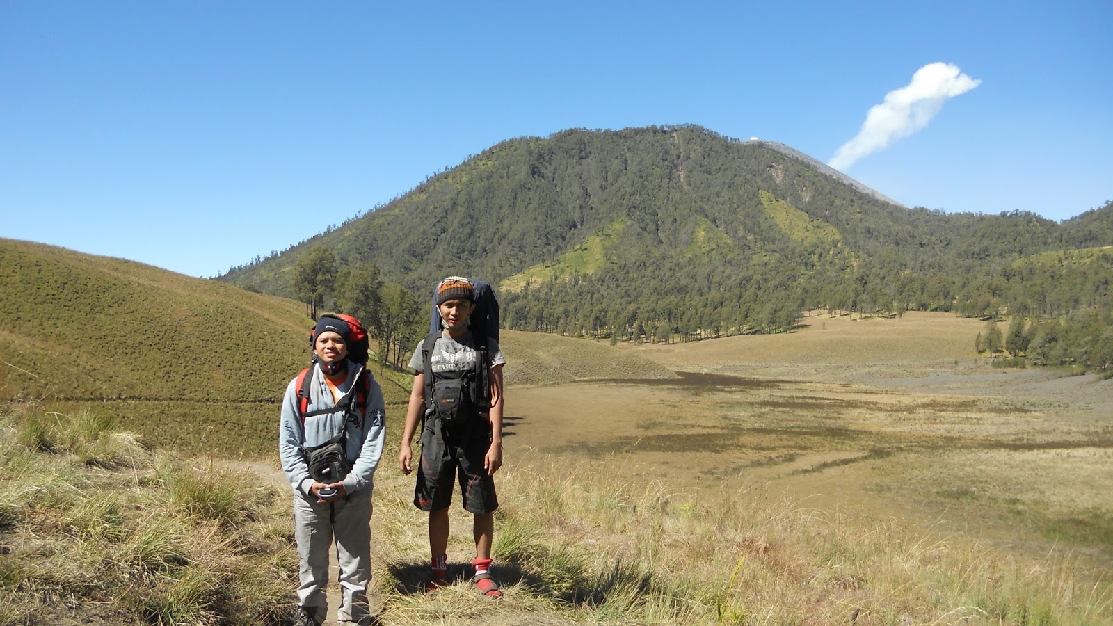 Galeri Sketsa Gambaran Gunung - Sketsa Gambar