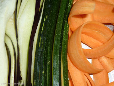 Zucchini, Auberginen und Karotten für ukrainischen Gemüsekuchen