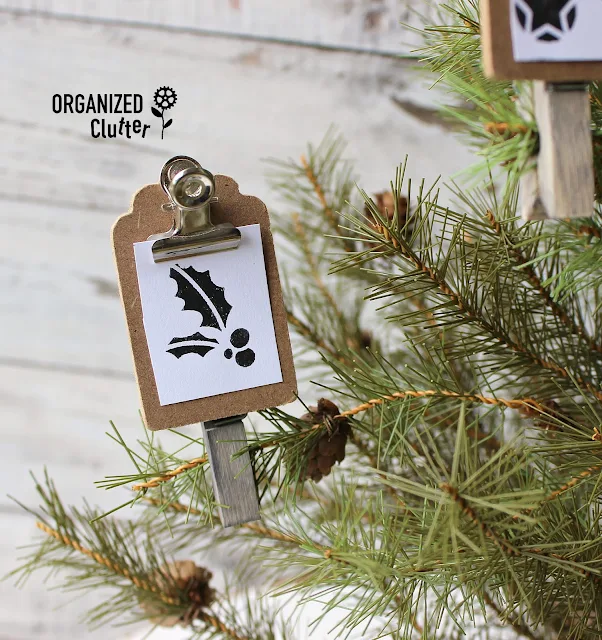 Mini Clipboard/Clothespin Christmas Tree Ornaments #stencil #Christmasornament #crafting #clipboards