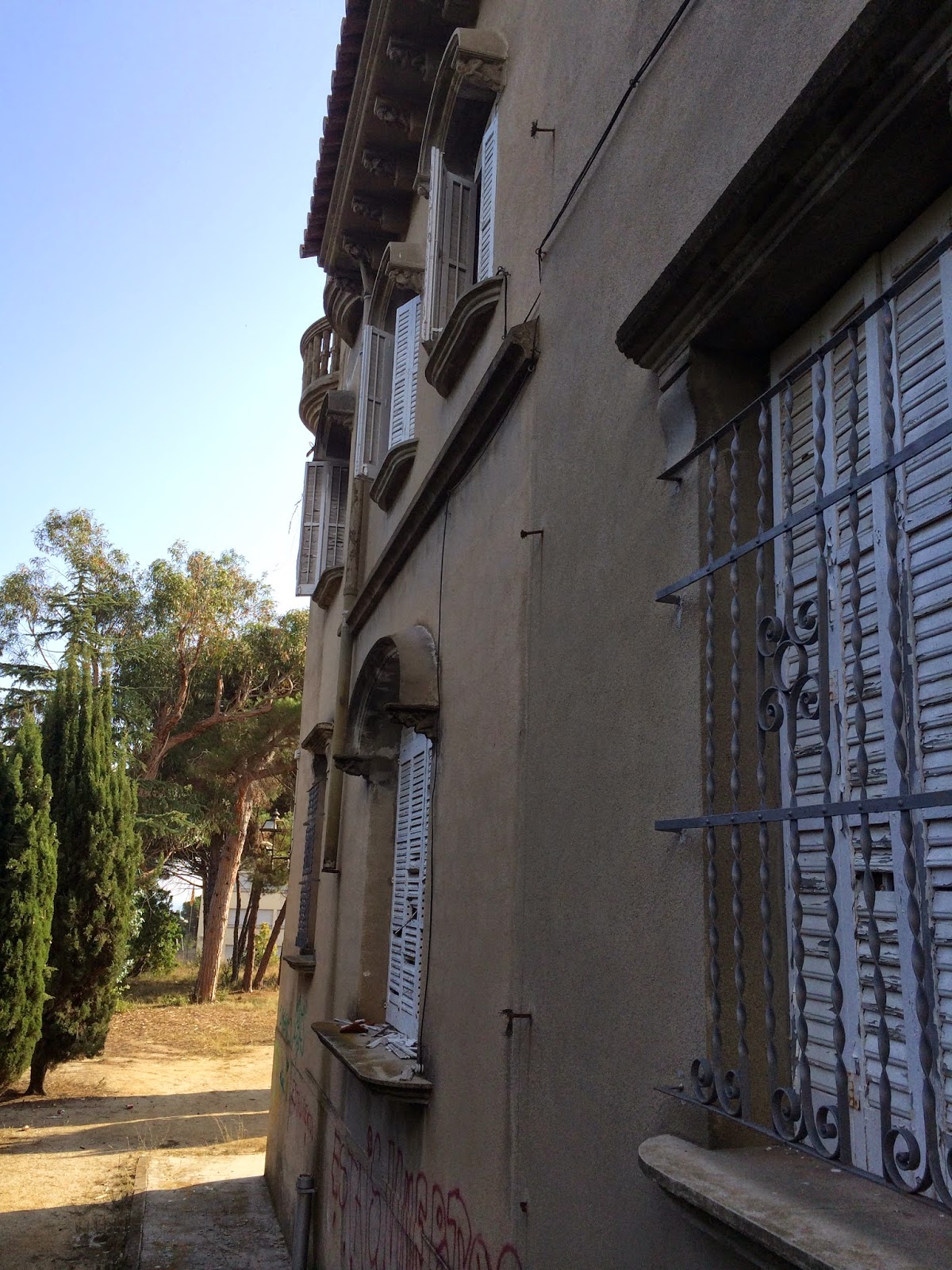 .: La casa de las columnas salomónicas